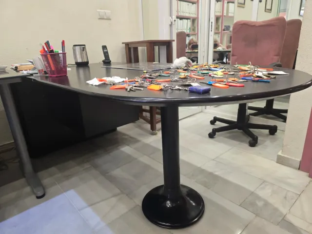 Mesa de dirección/reunión lateral semi-redonda