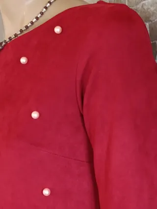 Vestido Terciopelo Burdeos con Perlas