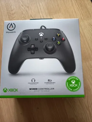 Mando Xbox PowerA Cableado Negro