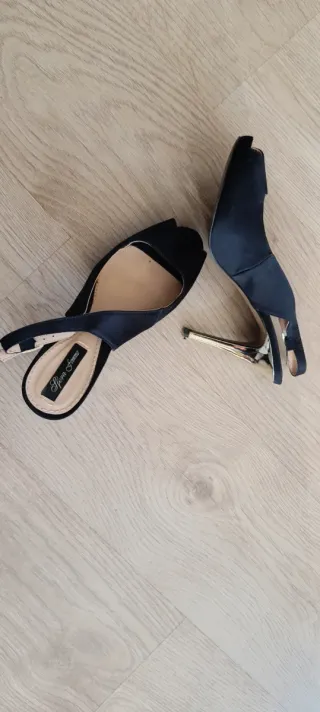 Zapatos de tacón Sfera azul marino y tacón dorado