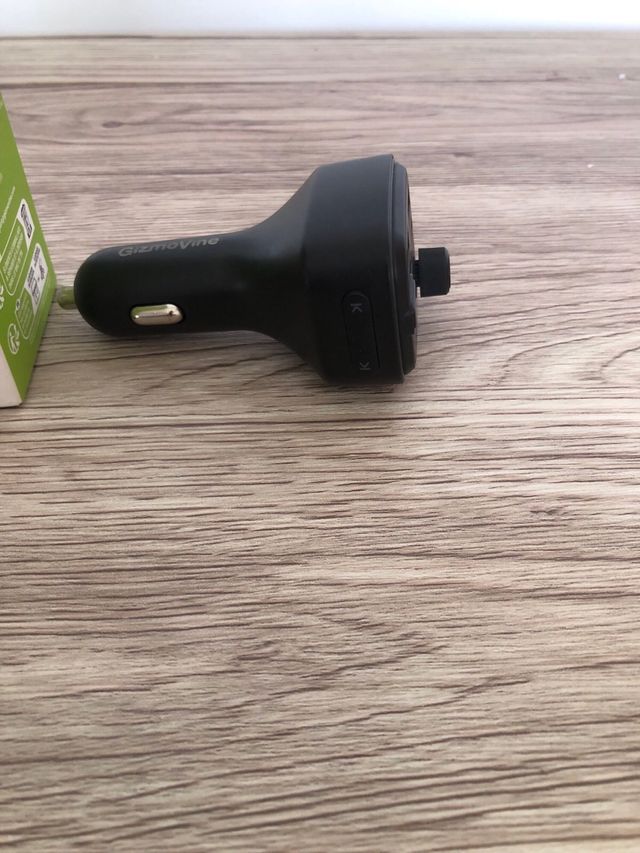 Transmissor FM para Carro GizmoVine C89
