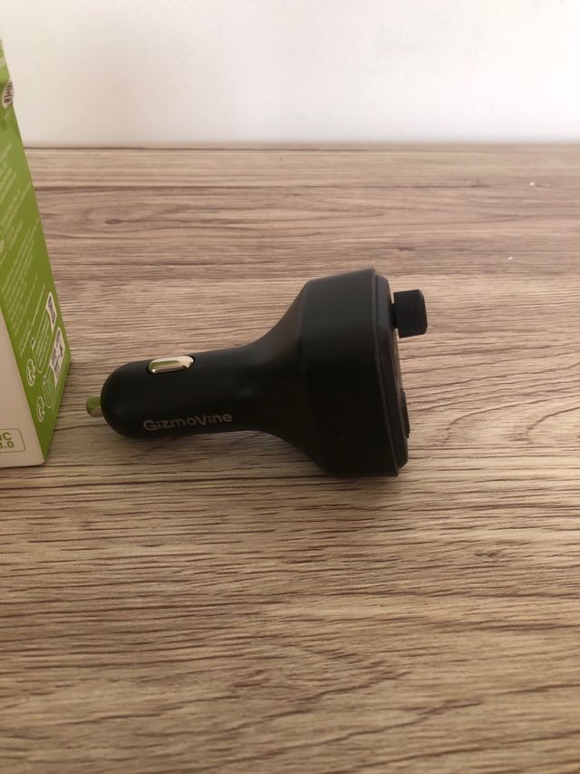 Transmissor FM para Carro GizmoVine C89