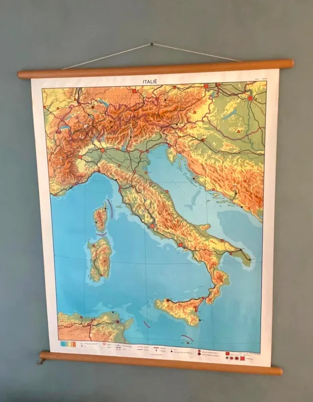 Mapa escolar antiguo Italia