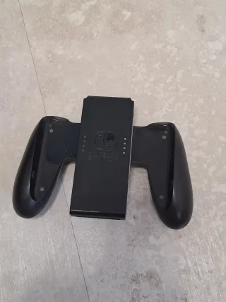 Nintendo Switch Grip Nero per collegare joystick