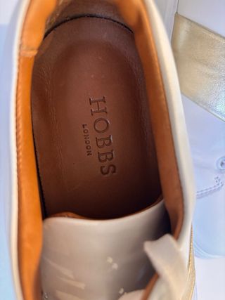 Tenis blancos piel blancos Hobbs