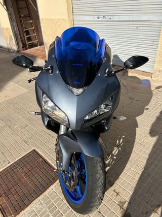 Honda CBR 1000RR AÑO 2005
