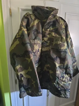 Chaquetón militar tierra