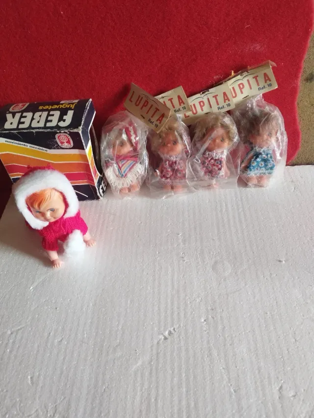 Set di giocattoli vintage Feber e Lupita