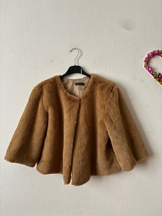 pelliccia sintetica coprispalle marrone