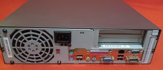 IBM ThinkCentre A52 8298 PC Escritorio