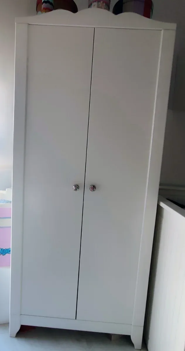 Guardaroba bianco Ikea a 2 ante