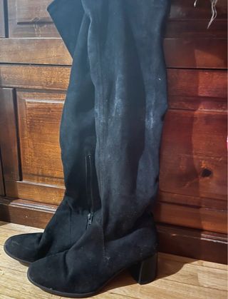 Stivali alti neri con tacco