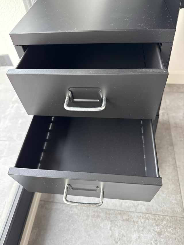 Cajonera metallica con 6 cassetti, disponibili 2 unità