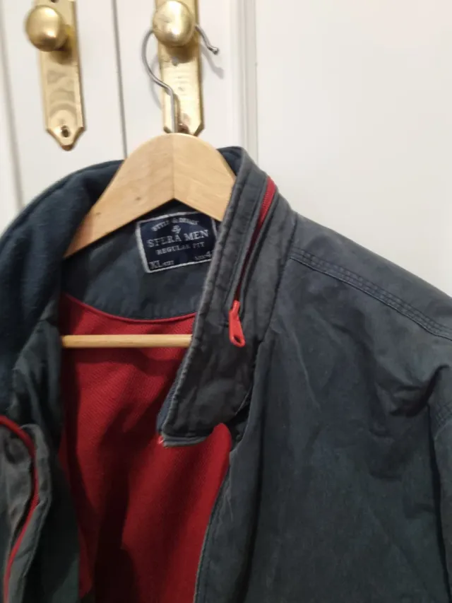 Cazadora Harrington Gris y Roja