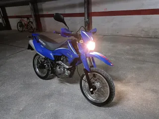 Suzuki DR125SM CS Motocicleta