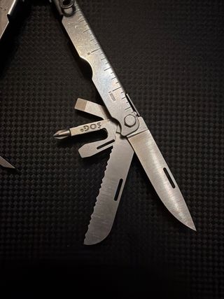 Multiherramienta SOG Paratool