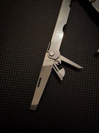 Multiherramienta SOG Paratool