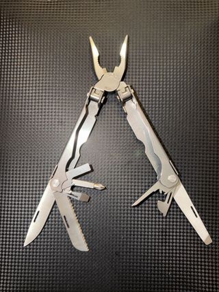 Multiherramienta SOG Paratool