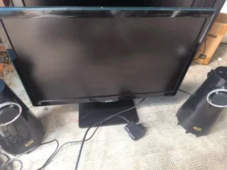 Monitor Samsung 2014 Negro con Bocinas