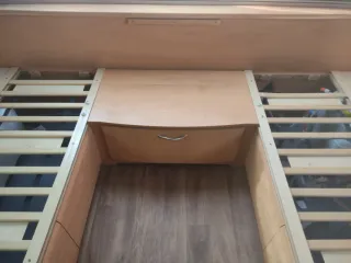 Estructura sofá/cama para caravana