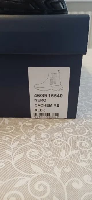 Stivaletti Frau Nero Cachemire Donna