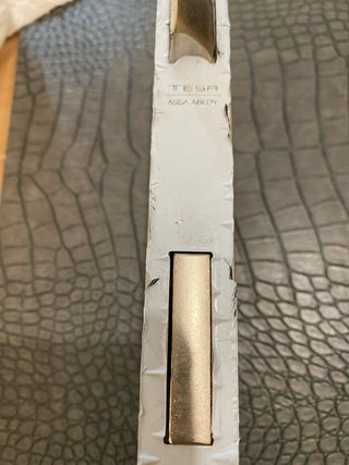 Cerradura Tesa 2000 para puertas de madera.