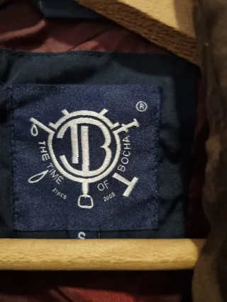 Chaleco Time of Boccha azul y marrón