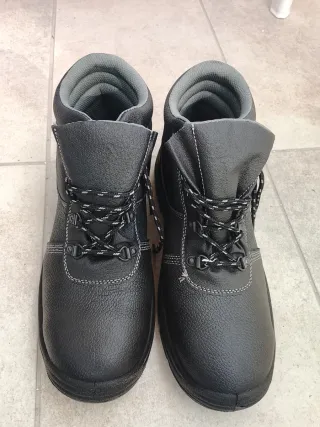 Botas de seguridad negras talla 45