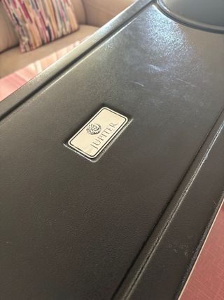 Trombón de pistones en Do marca JUPITER.