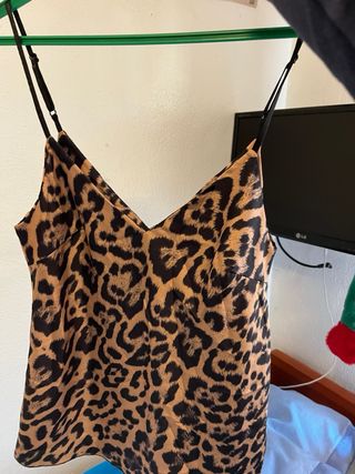 Blusa con estampado de leopardo