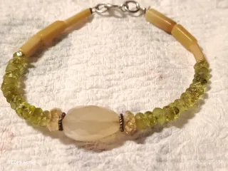 Bracciale pietre naturali beige, rosa e verdi