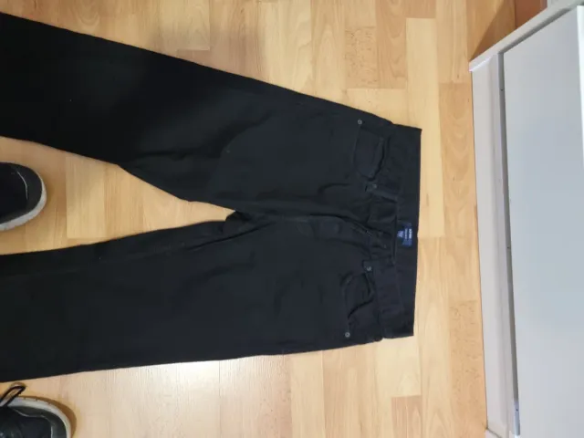 Vaquero negro regular fit