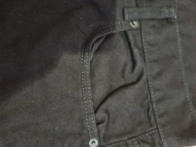 Vaquero negro regular fit