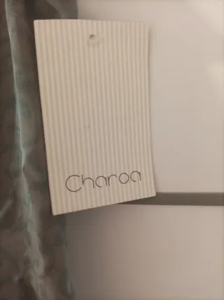 Vestido gris con estampado