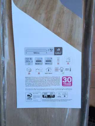 Suelo laminado Artens Intenso 8mm.