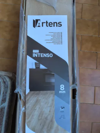 Suelo laminado Artens Intenso 8mm.
