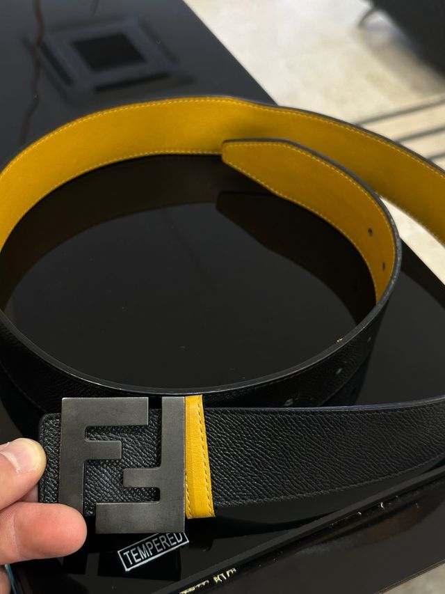 Cintura Fendi Pelle Nera e Gialla