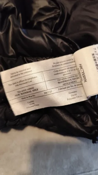 Chaqueta de plumas Arc'teryx Thorium AR Negra