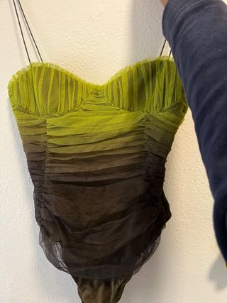 Body Zara degradado verde y marrón