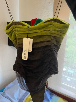 Body Zara degradado verde y marrón