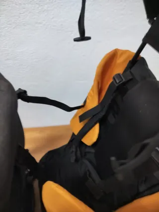 Deuter Mochila portabebés montaña