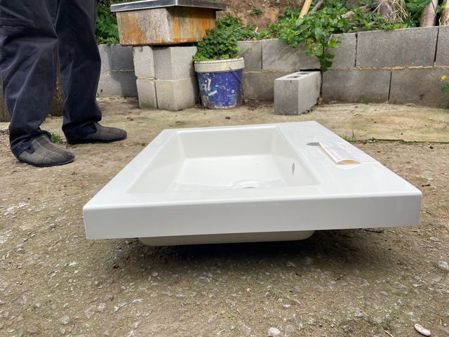 Lavabi in porcellana bianco nuovo