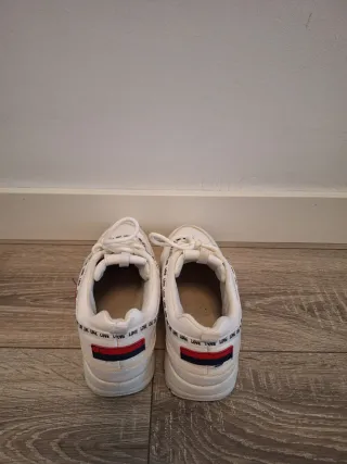 Zapatillas Blanca con detalles