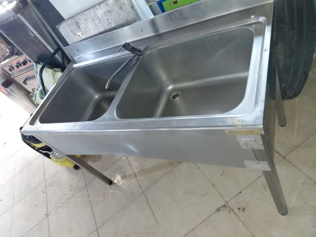 Lavabo industrial duplo 140x70 e 85 de alto