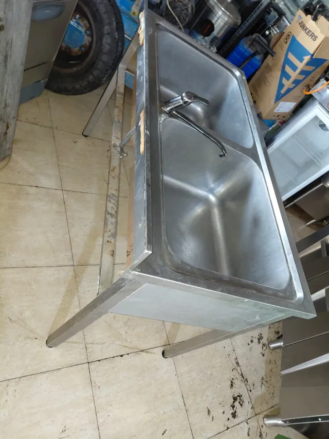 Lavabo industrial duplo 140x70 e 85 de alto