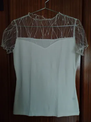 Top Shein blanco manga corta encaje