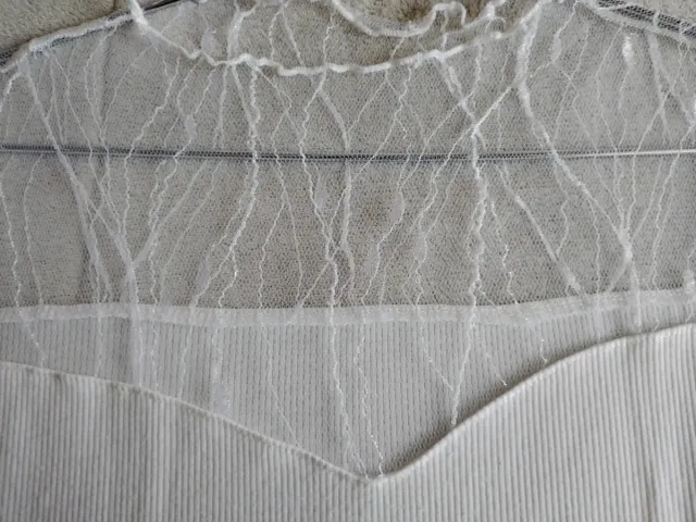 Top Shein blanco manga corta encaje