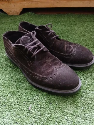 Zapatos de ante marrones