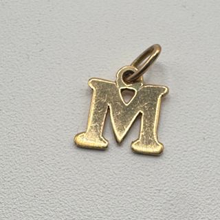 Colgante oro 18k letra M