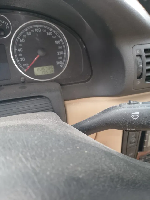 Volkswagen passat  1.9 tdi 130 cv 2001